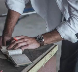 漢米爾頓icon推出一款全新卡其飛行先鋒系列H76409530腕表