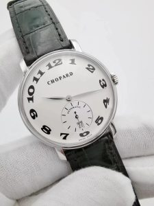 你們覺得這枚蕭邦好看么