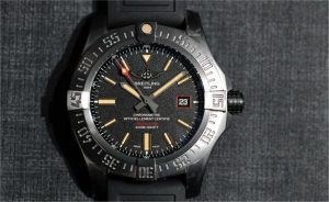 GF工廠百年靈黑鳥(niǎo)偵察機(jī)V4版復(fù)刻表測(cè)評(píng)